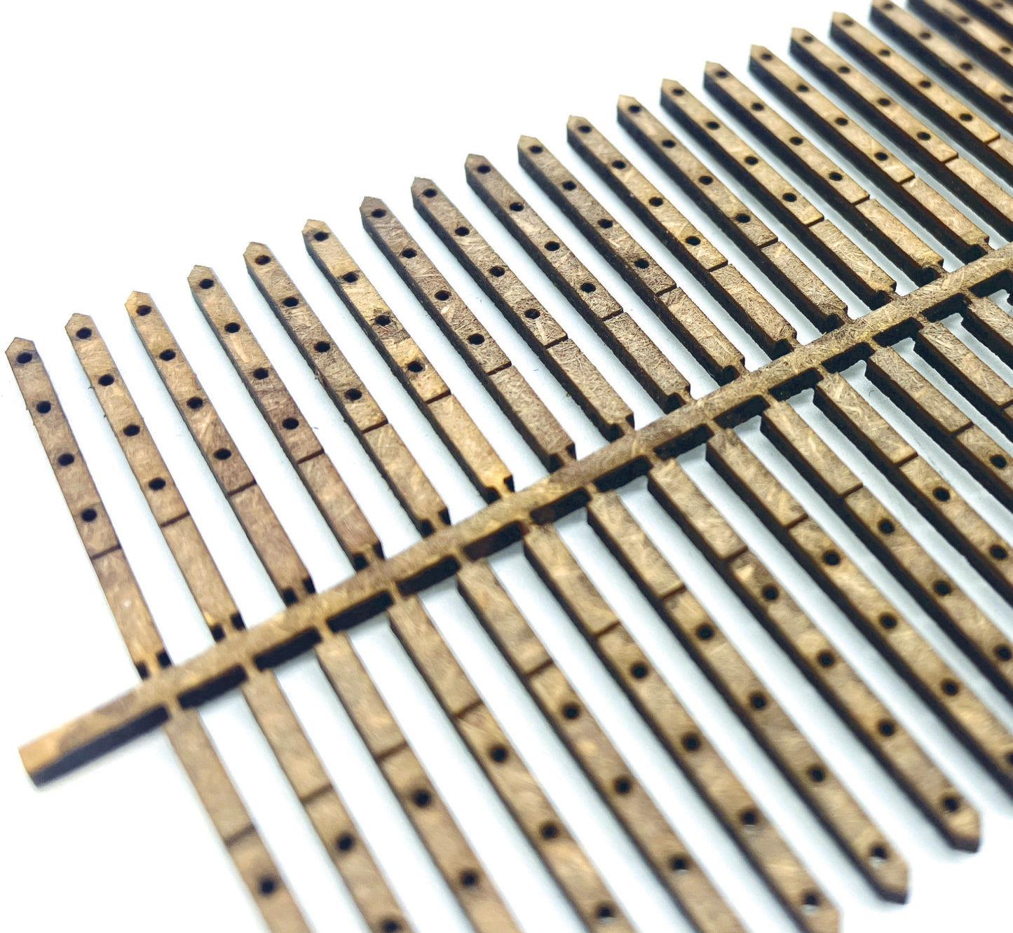Laser Cut Fence Posts - 00 Gauge image 0